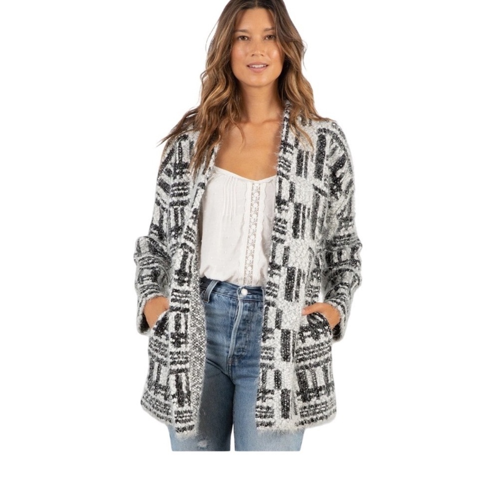 Lovestitch Pamela Open Front Fuzzy Boho Cardigan Sweater NWT Size M/L